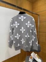 LV Pattern Jacquard Crew Neck Long Sleeve Sweater - 图片 2