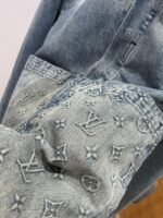 LV Washed Embossed Denim Jacket Coat - 图片 5