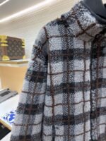 Miu Miu Lambswool Plaid Embroidered Zipper Jacket Coat 1 - 图片 4