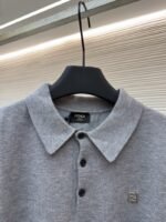 Fendi Double F Gold-Embossed Logo Knit Polo Shirt 1 - 图片 3