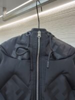Fendi FF Nylon Down Jacket Coat - 图片 3