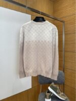 LV 2026 SpringSummer Letter Gradient Jacquard Knit Sweater - 图片 2