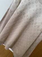 LV 2026 SpringSummer Letter Gradient Jacquard Knit Sweater - 图片 4