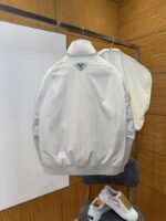Prada Cuff Logo Zipper Pocket Down Jacket 3 - 图片 2