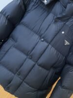 Prada Classic Triangle Logo Detachable Sleeves Down Jacket 1 - 图片 4