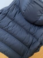 Prada Classic Triangle Logo Detachable Sleeves Down Jacket 1 - 图片 8