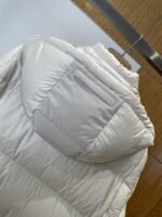 Prada Classic Triangle Logo Detachable Sleeves Down Jacket 2 - 图片 7
