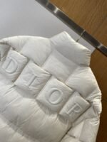 Dior Cuff-Label Stand Collar Down Jacket 3 - 图片 7