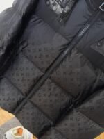 LV All-Over Print Hooded Stand Collar Down Jacket - 图片 4