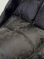 LV All-Over Print Hooded Stand Collar Down Jacket - 图片 5