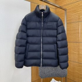 Gucci Embroidered Logo Stand Collar Down Jacket 2