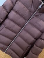 Gucci Embroidered Logo Stand Collar Down Jacket 3 - 图片 4
