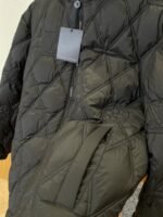 LV Quilted Hooded Down Jacket 2 - 图片 5