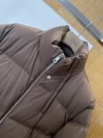 Fendi Detachable Sleeve Stand Collar Down Jacket 1 - 图片 3