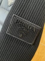 Prada Sleeve Logo Knit Panel Stand Collar Down Jacket - 图片 6