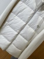 Prada Enamel Triangle Logo Letter Embroidered Down Jacket 2 - 图片 4
