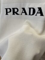 Prada Enamel Triangle Logo Letter Embroidered Down Jacket 2 - 图片 8