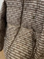 LV Monogram All-Over Print Stand Collar Down Jacket - 图片 5