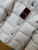Gucci Embroidered Logo Hooded Down Jacket 2 - 图片 4
