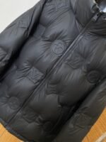 LV Embossed Print Hooded Down Jacket 1 - 图片 4