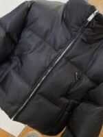 Prada Stand Collar Short Down Jacket 2 - 图片 4
