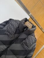 Fendi Striped Reversible All-Over Print Hooded Down Jacket 2 - 图片 5