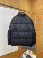 Prada Enameled Triangle Logo Stand Collar Down Jacket - 图片 2