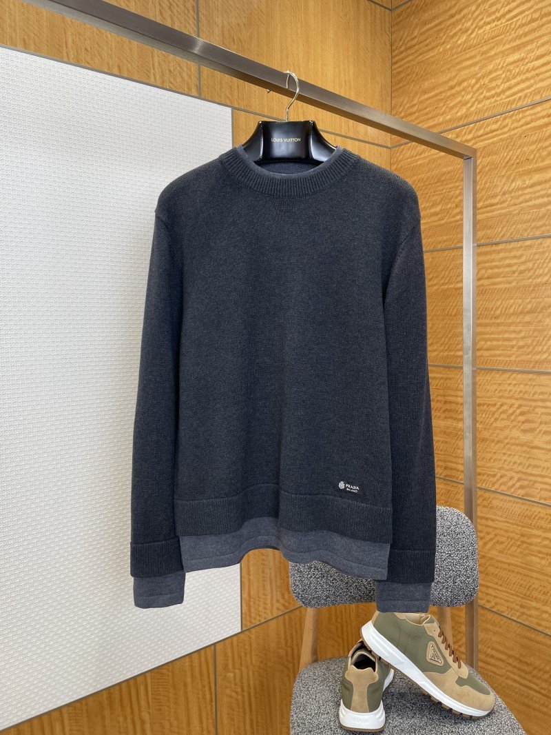 wsxc1769829828550_0.jpg Prada Letter Patchwork Faux Two-Piece Knit Sweater - 图片 1