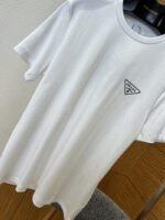 Prada Classic Triangle Logo Crew Neck Short Sleeve T-Shirt 1 - 图片 4