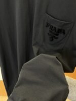 Prada Letter Pocket Crew Neck Short Sleeve T-Shirt 1 - 图片 5