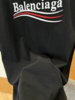 Balenciaga Embroidered Logo Crew Neck Short Sleeve T-Shirt 2 - 图片 8