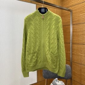 LV Solid Color Sheep Wool Stand Collar Long Sleeve