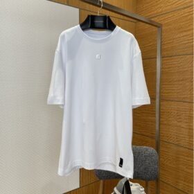 Fendi Metal Logo Minimalist Short-Sleeve T-Shirt 4