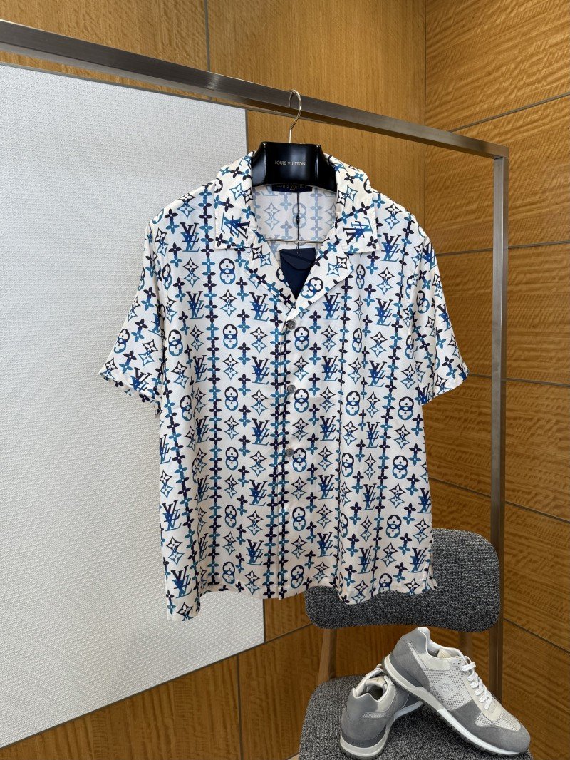 wsxc1773118112386_0.jpg LV logo-printed mulberry silk short-sleeve shirt - 图片 1