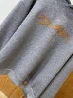LV Embroidered Leather Label Hooded Sweatshirt - 图片 4