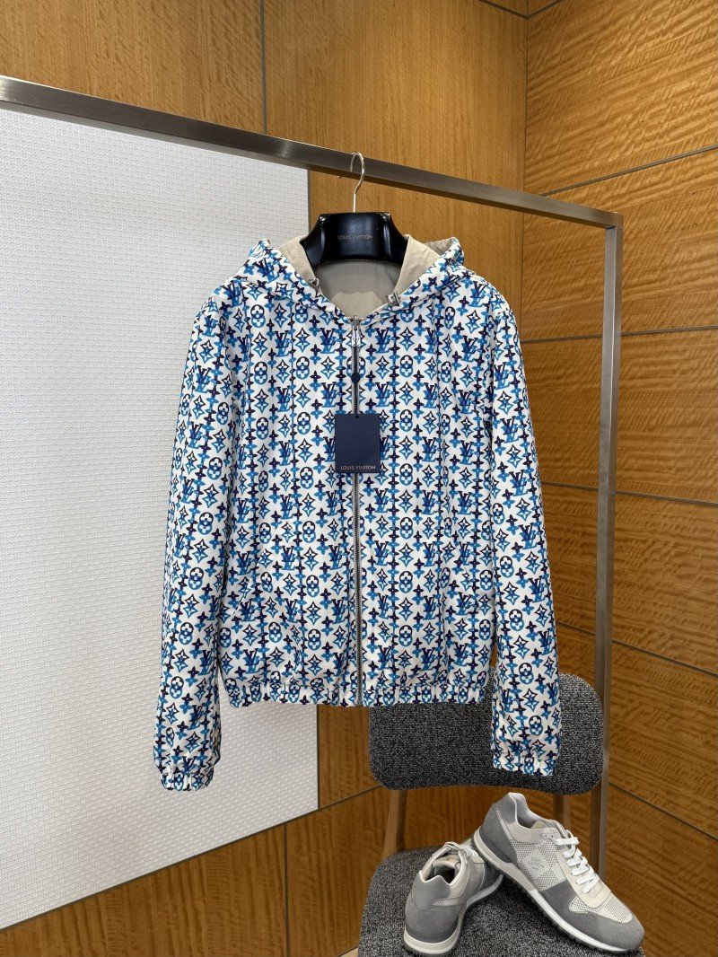 wsxc1773198344037_0.jpg LV All-Over Logo Reversible Hooded Jacket - 图片 1