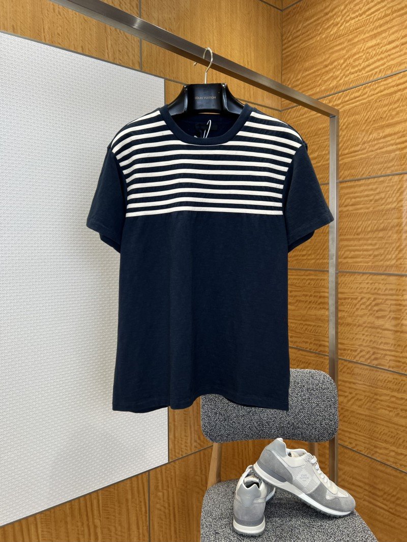 wsxc1775449939204_0.jpg Prada Color-Blocked Striped Patchwork Short-Sleeve T-Shirt - 图片 1