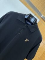 LV Letter-Embossed Minimalist Short-Sleeve Polo Shirt - 图片 3