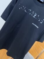 Balenciaga Distressed Letter Print Short-Sleeve T-Shirt - 图片 4