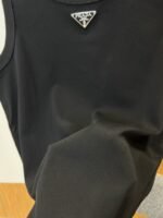 Prada Enamel Triangle Logo Sleeveless Tank Top 1 - 图片 5