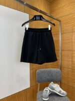 LV Logo-Embossed Drawstring Casual Shorts 1