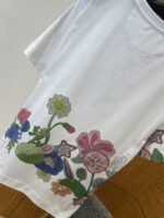 Fendi Short-Sleeve T-Shirt with Alphabet Floral Print - 图片 7