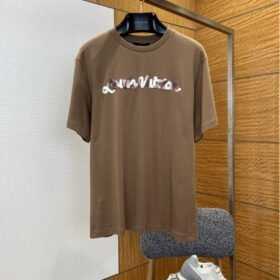 LV Gradient Patch Embroidered Short-Sleeve T-Shirt 1