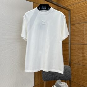 LV Embossed Logo Short-Sleeve T-Shirt 6
