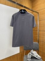 LV Embossed Logo Short-Sleeve T-Shirt 3