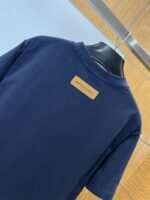 LV Embossed Logo Short-Sleeve T-Shirt 5 - 图片 6